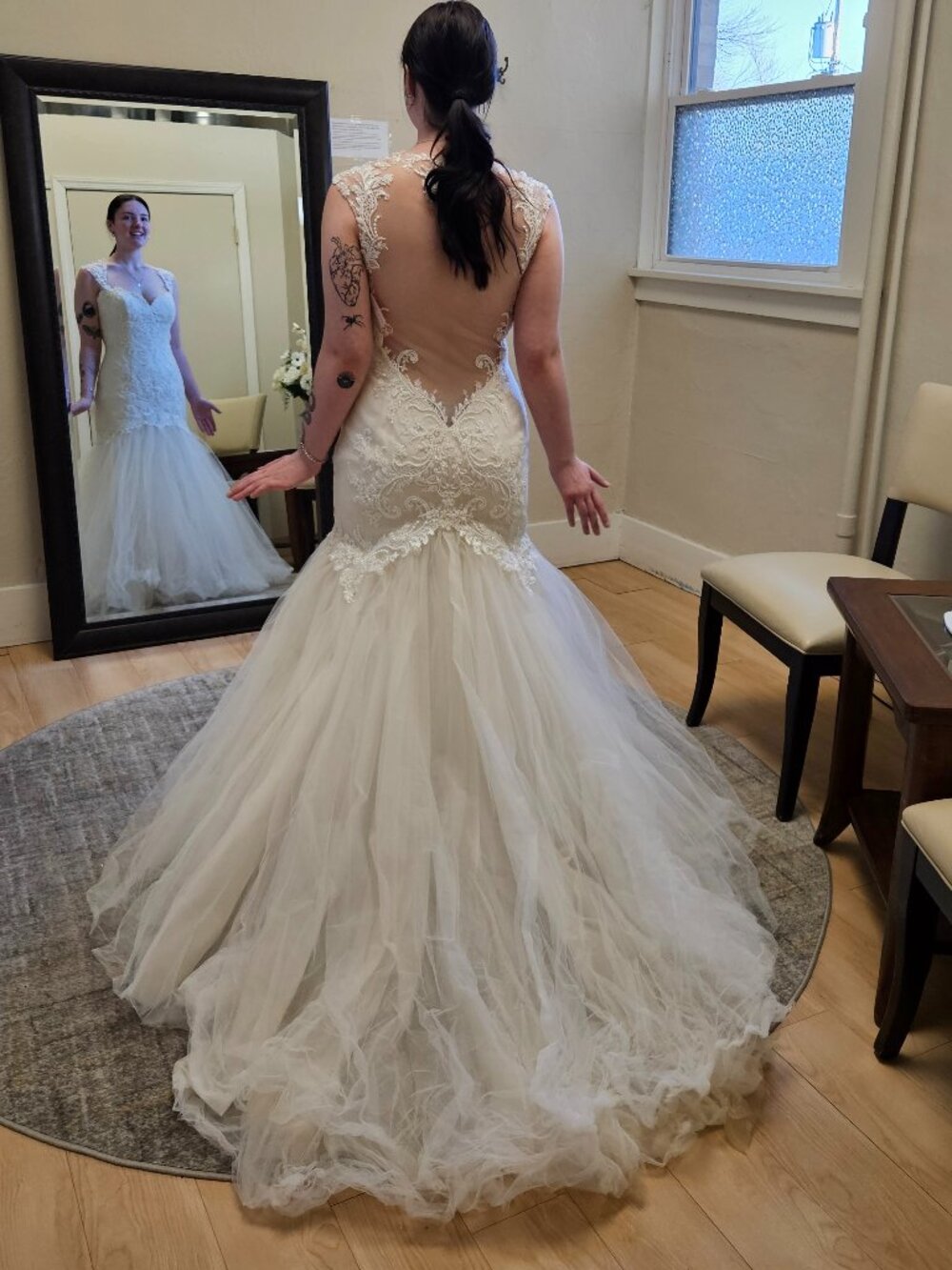 Size 10 light/dark ivory cap sleeve sparkly lace mermaid bridal gown NWOT - Picture 5 of 16